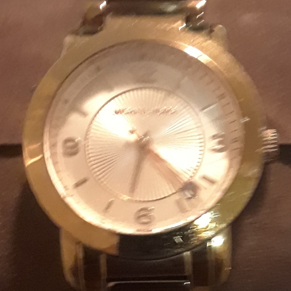 Michael kors rose gold tone women's watch